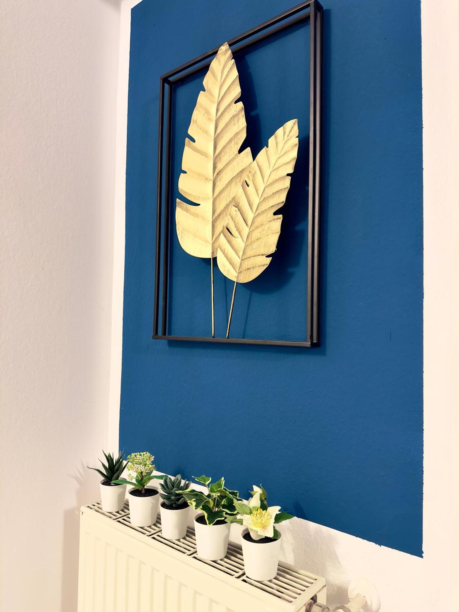 Design 3 Bedroom Near Main Train Station Apartment